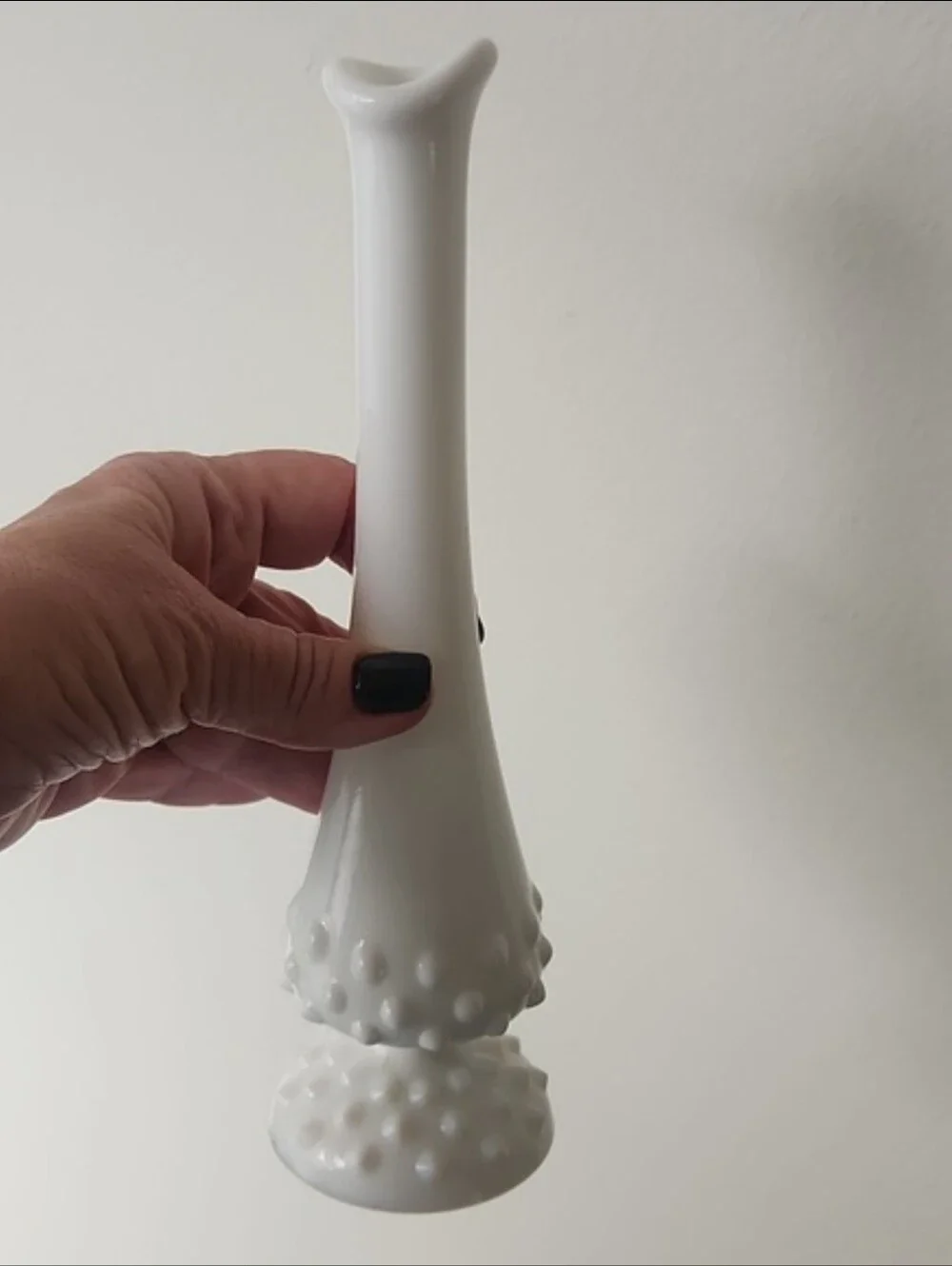 Vintage Fenton Hobnail Milkglass Footed Swung Bud Pedestal Vase 9